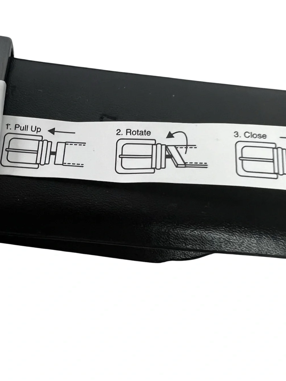 Steve McMadden Men’s Reversible Belt Sz 36 Color Black 1.25” Width NWT $40